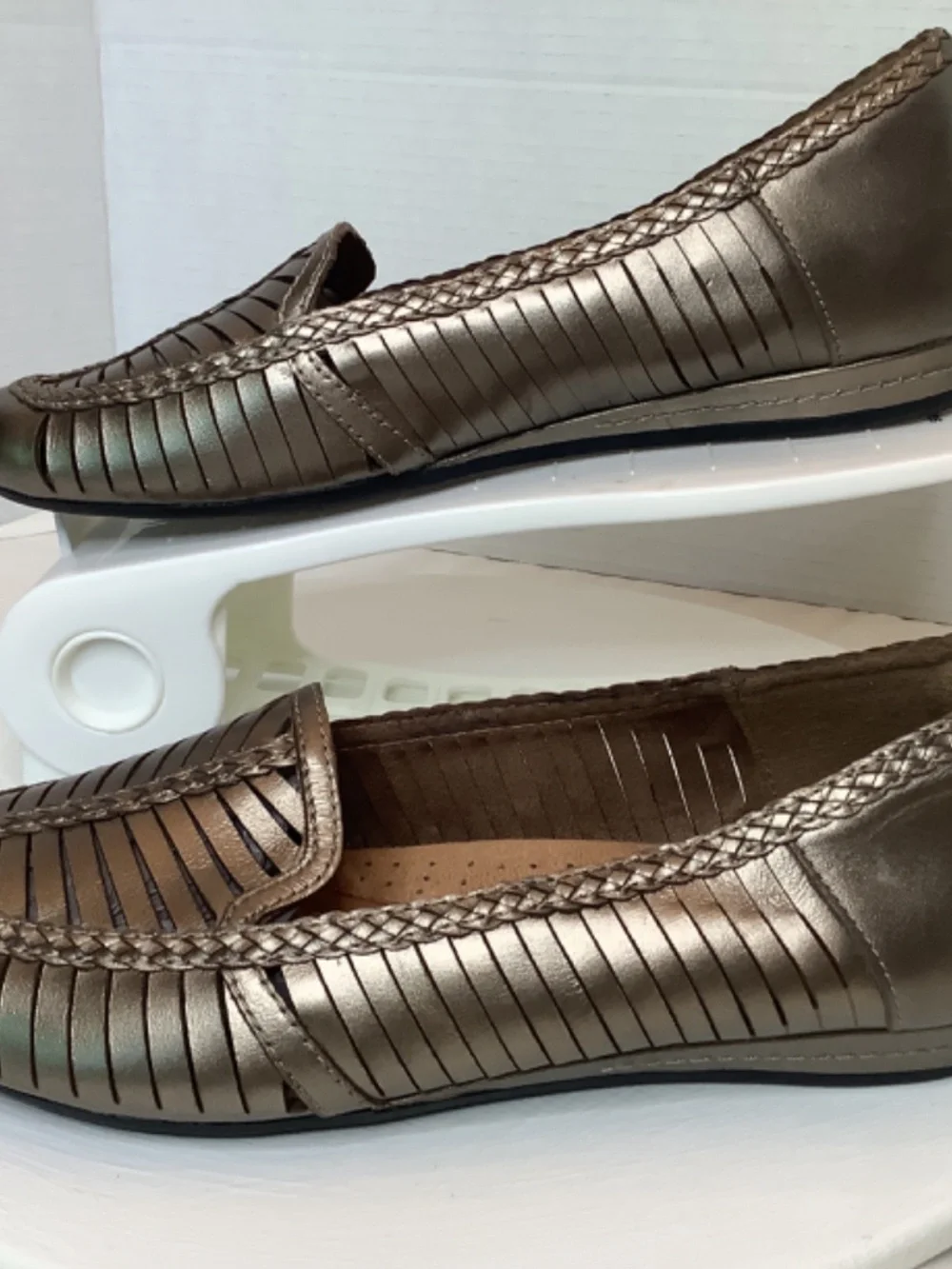 EUC RockPort‎ Bronze Cob Hill Collection sz.8.5 flats leather
